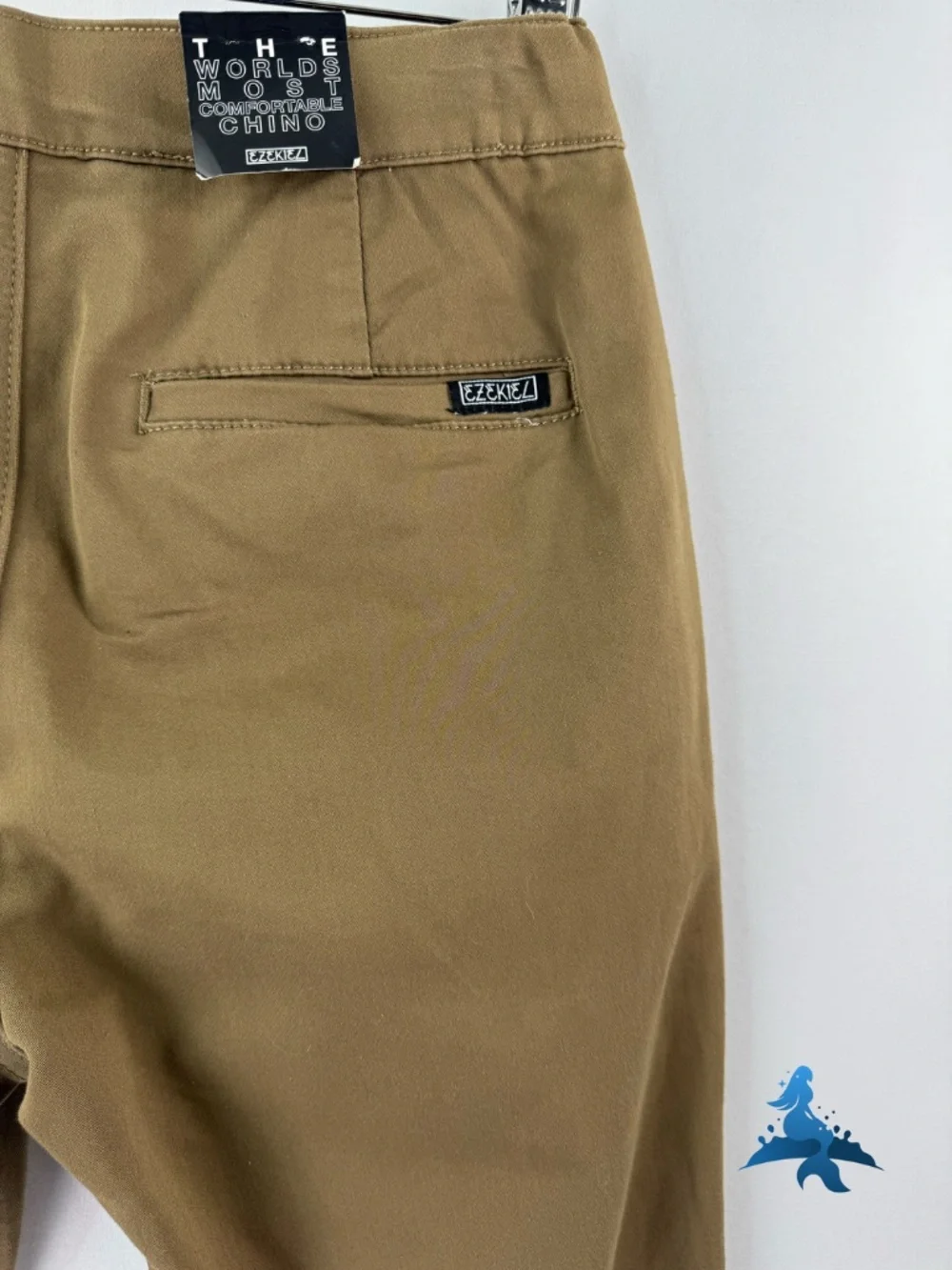 1315 NWT Ezekiel World’s Most Comfortable Chino Pants Stretch – Size 32 – Tan